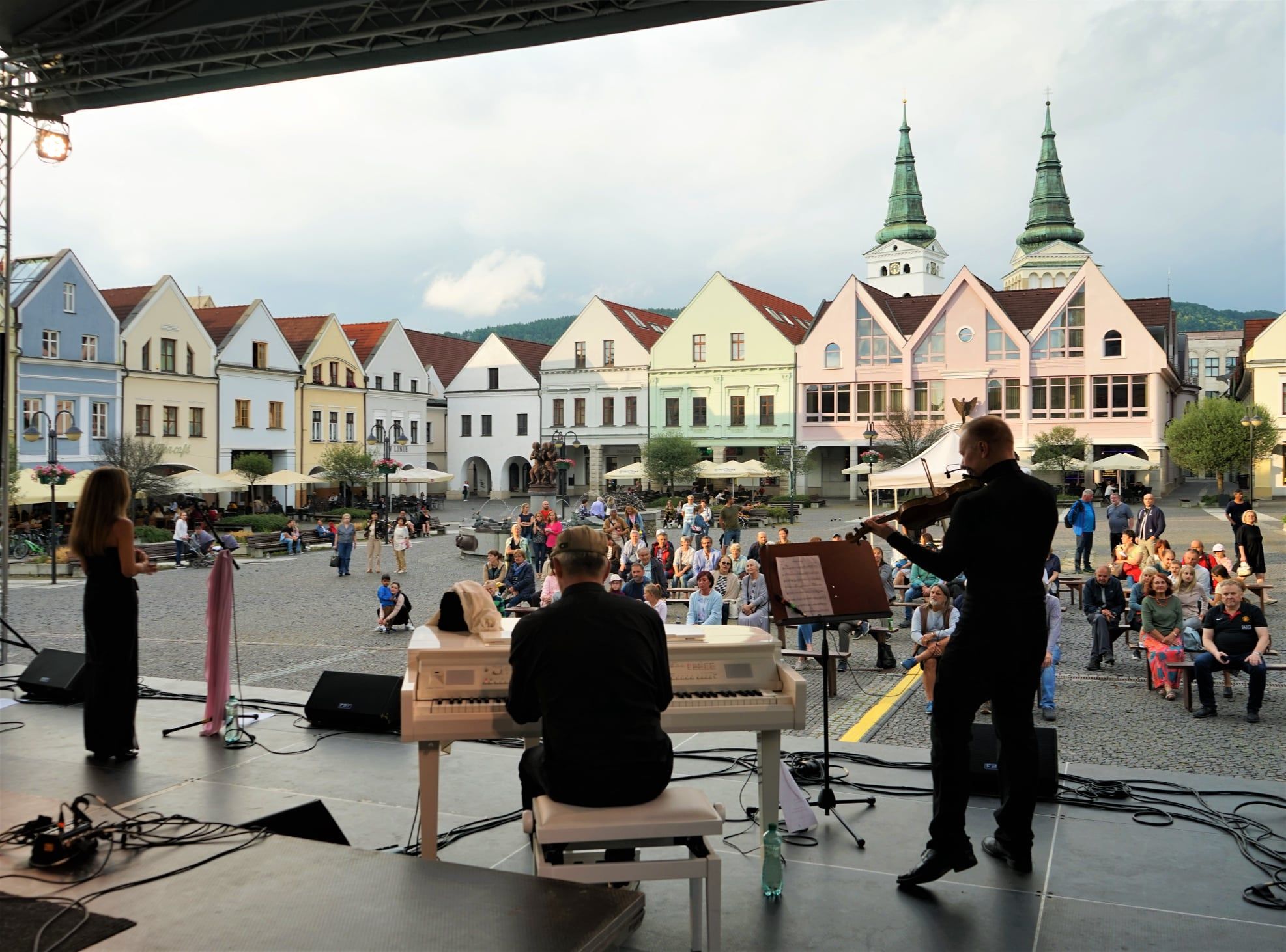 Nikto nemiluje život tak ako seniori. Príďte na Festival seniorov do Žiliny aj vy!