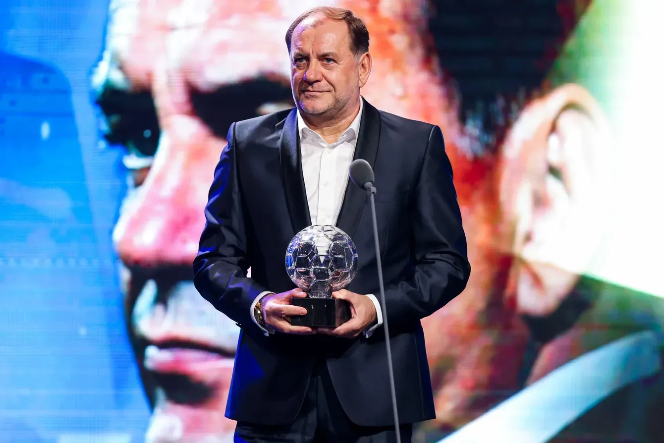 240319futbalista-roka-sfz-trener-roka-vladimir-weiss-st-gal-storka.jpg.webp
