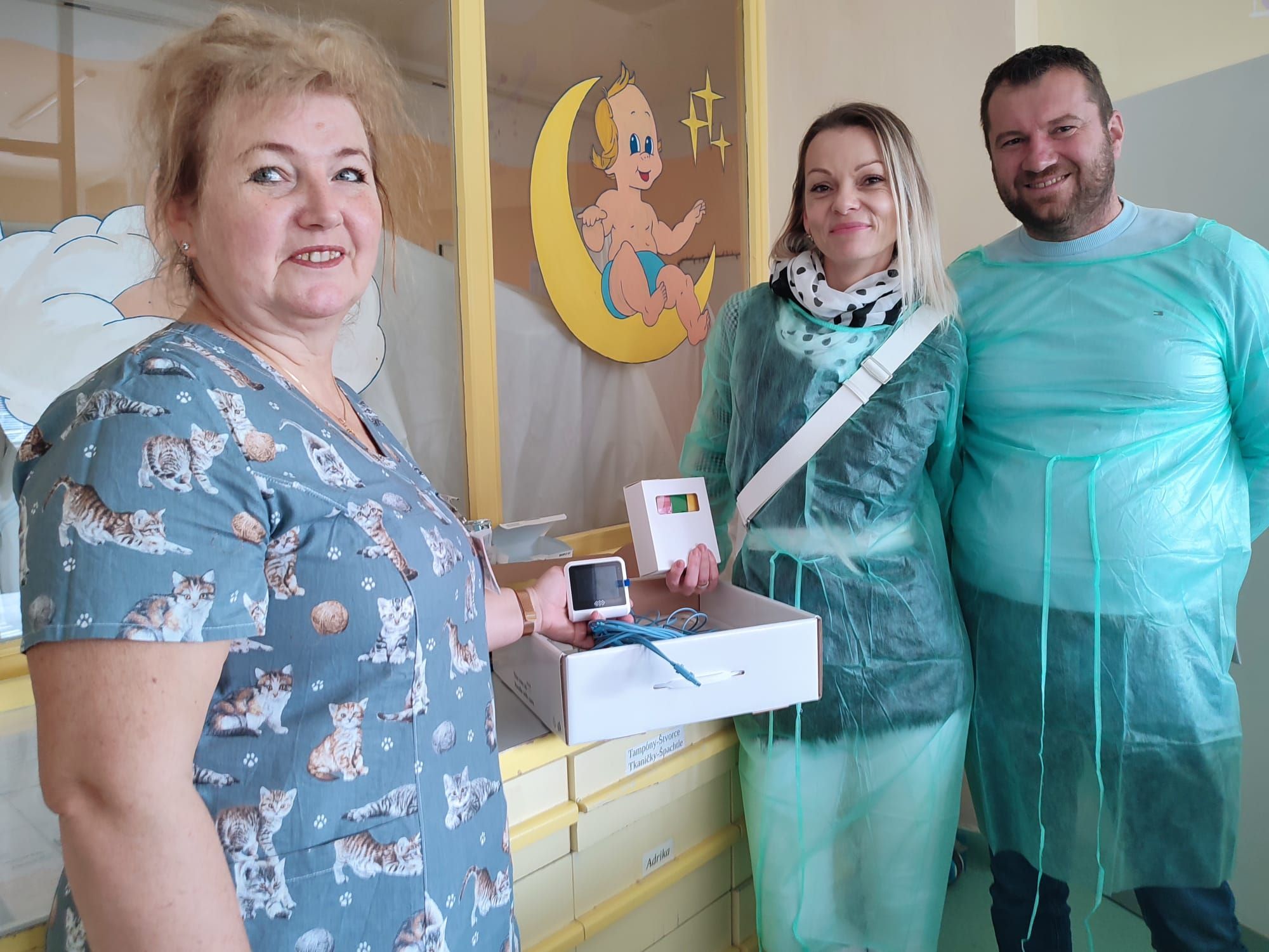 FNsP ZA_Žilinská neonatológia dostala nový EKG prístroj.jpg