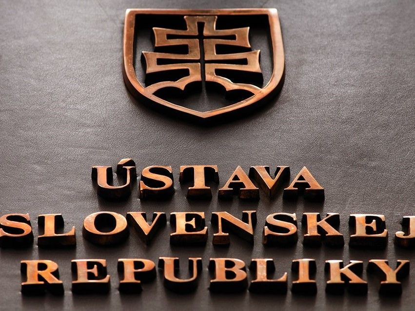 Facebook Ústavný súd Slovenskej republiky.jpg