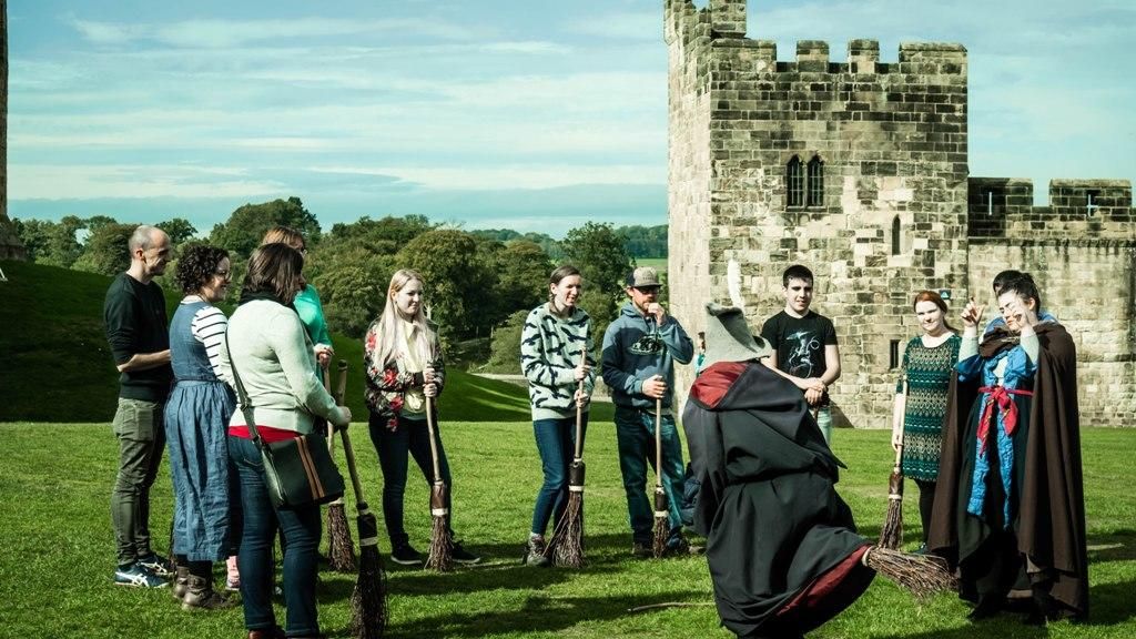 Nádvorie anglického hradu Alnwick