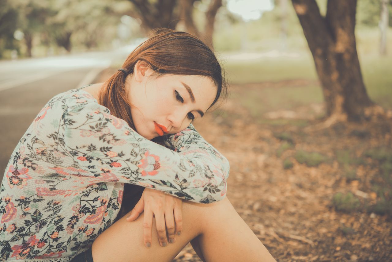 beautiful-thai-woman-very-sad-from-unrequited-loveheartbreak-asian-woman-vintage-stylebroken-heart-girl-concept.jpg