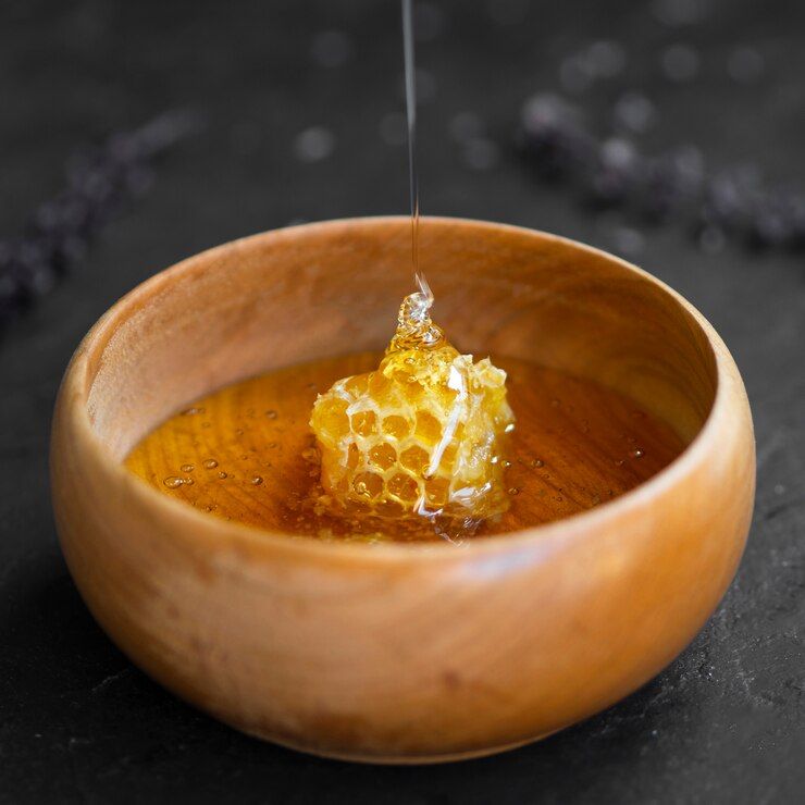 delicious-honeycomb-wooden-bowl_23-2148346681.jpeg