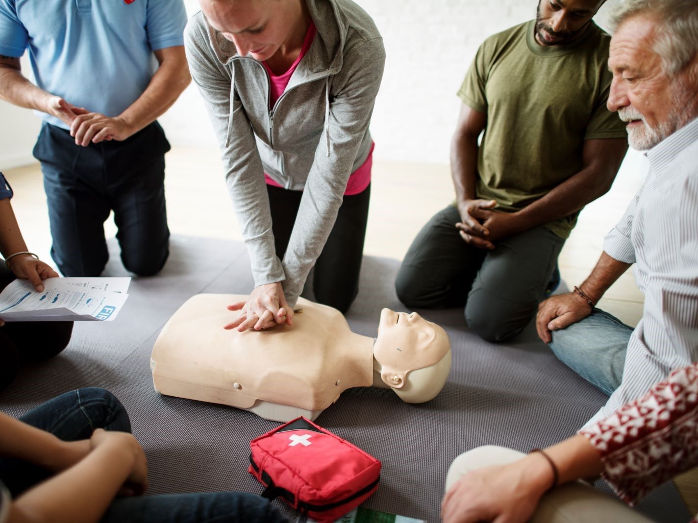 group-diverse-people-cpr-training-class.jpg