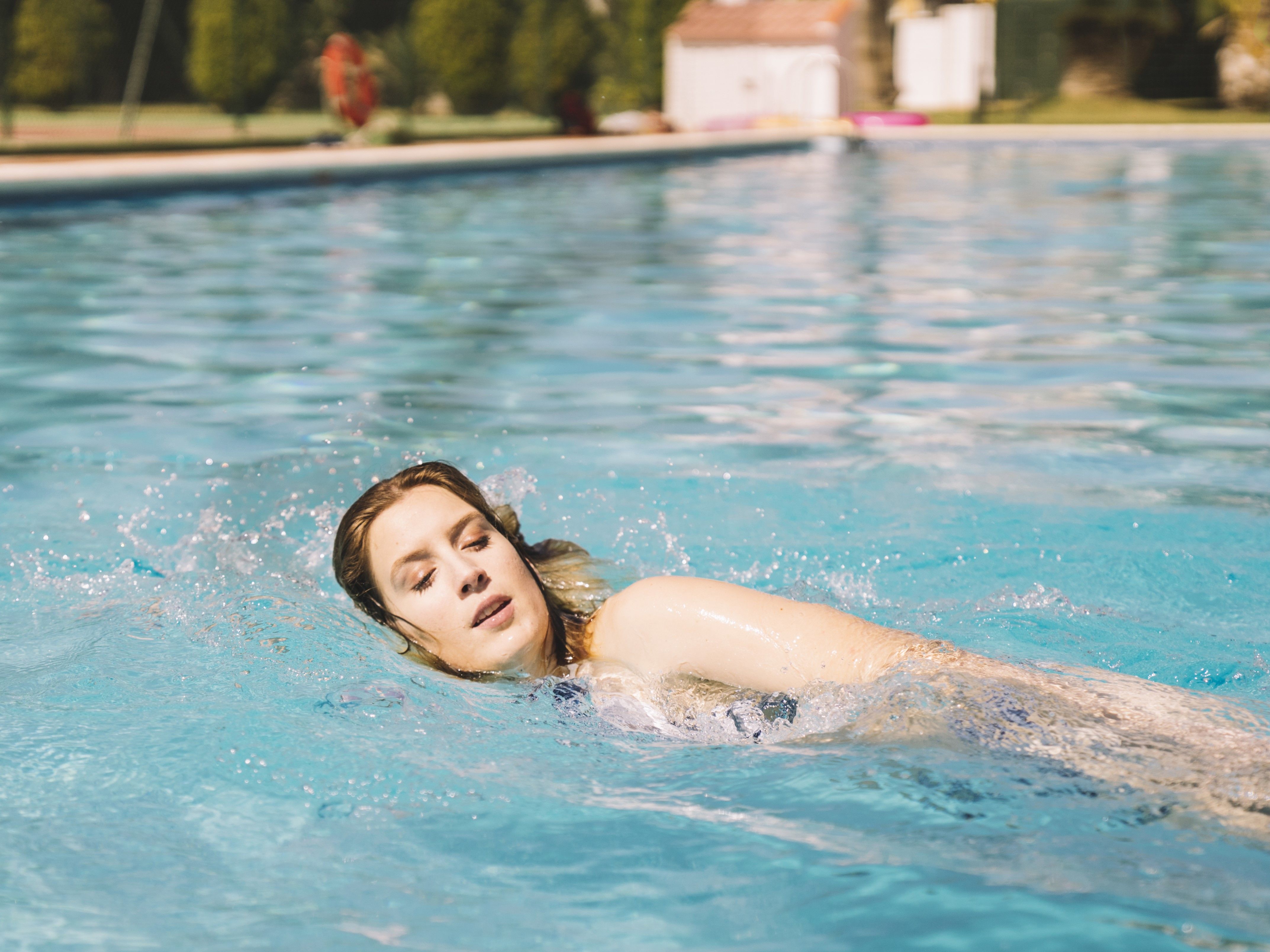 woman-doing-front-crawl-swimming.jpg