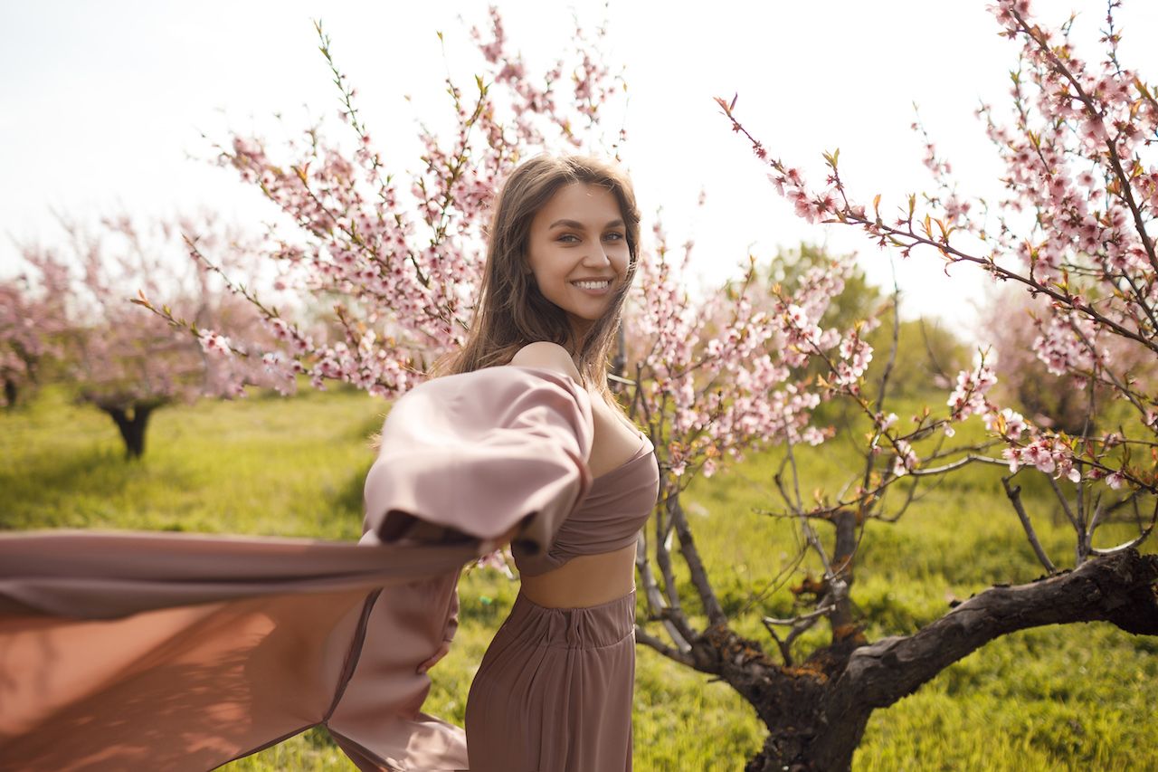 young-pretty-woman-portrait-bloom.jpg